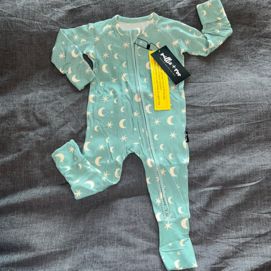 Moon + Stars Ribbed Convertible Zippy