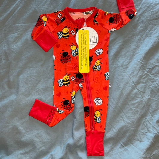 Meant to Bee Convertible Zippy