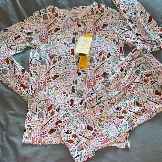 On Tour (Taylor Swift) Long Sleeve Set