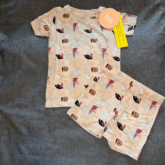 Parrot Bay Shorts Set