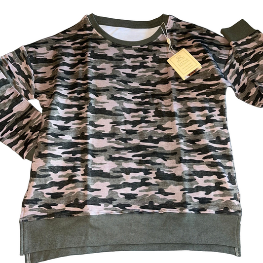 You Had Me at Camo Women's Crewneck Sweatshirt