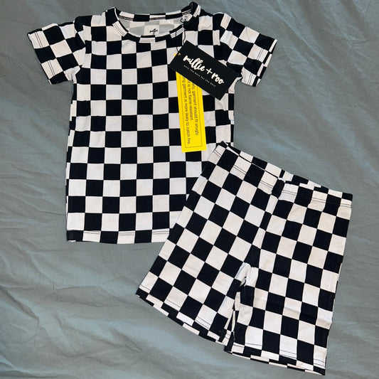 B+W Check Shorts Set